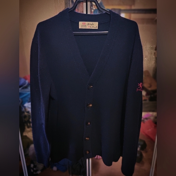 *SOLD* Pringle button up cardigan *SOLD* - Picture 1 of 3